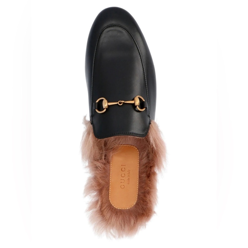 Gucci Black Leather Loafers with Gold Horsebit and Fur